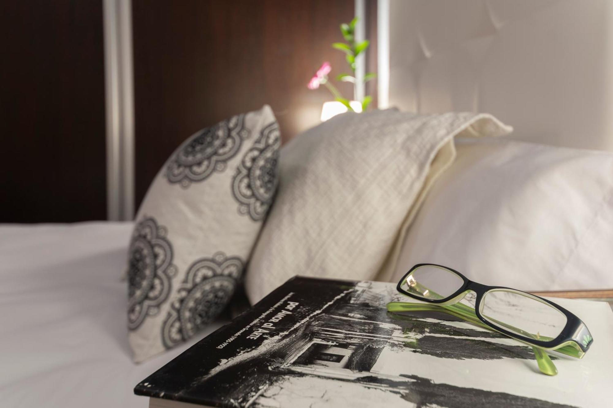 Apartamento Adultos Centro Nueva De La Virgen 2 Free Parking Granada Eksteriør billede